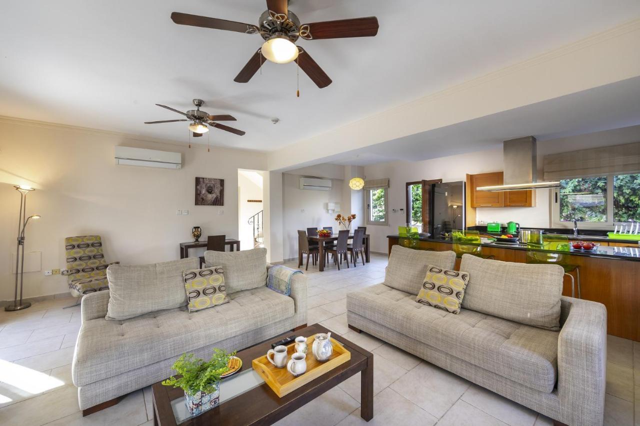 Villa Malama Paralímni Extérieur photo